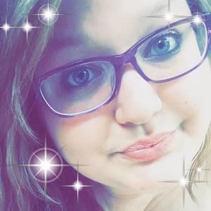 Meet your Posher, Caitlyn